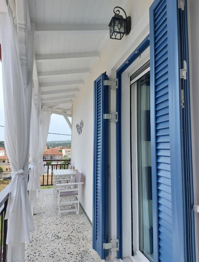 Blue Window Apartment Finikounta Exterior foto